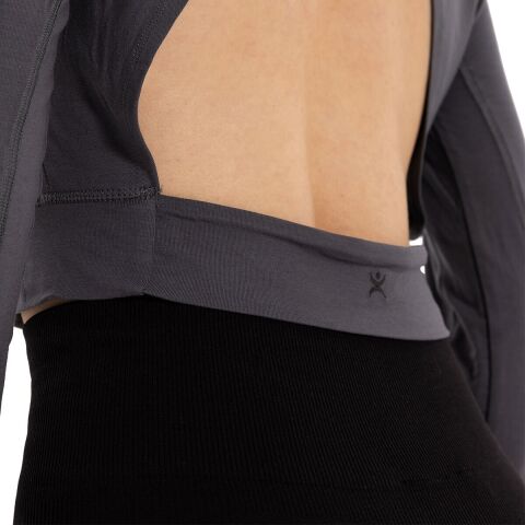 Inguz Sırtı Üçgen Detay Parmak Geçmeli Modal T-Shirt