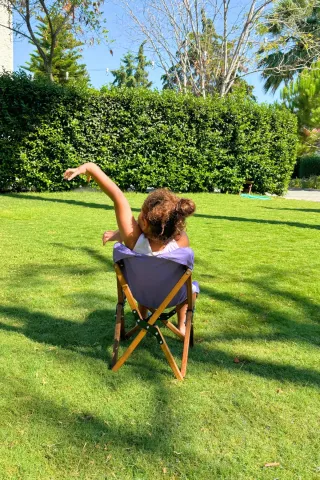 BAG THE JOY KIDS KATLANIR AHŞAP KAMP & BAHÇE SANDALYESİ KAHVERENGİ İSKELET – TURKUAZ KILIF